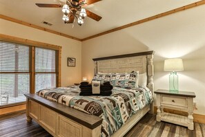 6 bedrooms, iron/ironing board, free WiFi, bed sheets - Immeasurably More | Ellijay, GA (Ellijay)