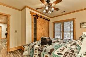 6 Schlafzimmer, Bügeleisen/Bügelbrett, kostenloses WLAN, Bettwäsche