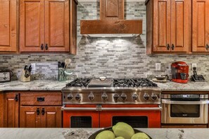 Fridge, microwave, oven, stovetop - Immeasurably More | Ellijay, GA (Ellijay)
