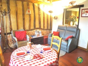 Interior - Gîtes de France® - In Janville (PALUEL)