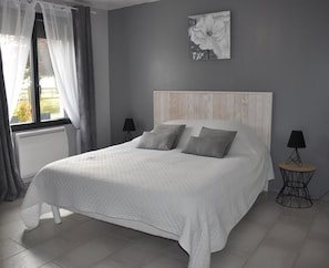 3 slaapkamers, reisbedje, gratis wifi