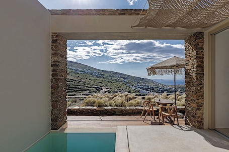 Superior Room | View from room. Ivy's Natural Resort