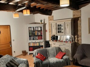 TV, DVD player, ping pong