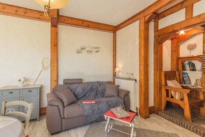 Flat-screen TV, fireplace, DVD player - Au Bord du Quai - Fecamp (FECAMP)