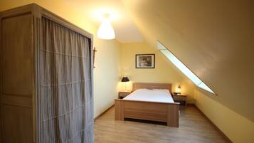 4 soverom, reiseseng for barn og wi-fi (inkludert)