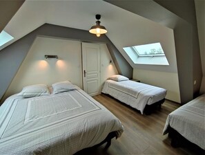 4 bedrooms, travel cot, free WiFi - La Thibaudière - Saint Pierre DE Varengeville (SAINT PIERRE DE VARENGEVILLE)