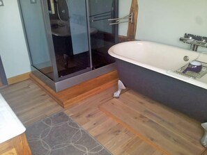 Bathtub