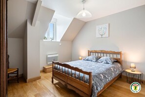 4 Schlafzimmer, Reisekinderbett, kostenloses WLAN