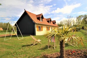 Children's area - Le Maraîcher - Bertreville Saint Ouen (BERTREVILLE SAINT OUEN)