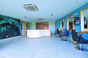 Hot stone massages, deep-tissue massages, Swedish massages - Aquarius Kigo Resort  (Kampala)