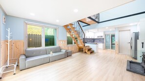 1 室のベッドルーム、WiFi (無料)