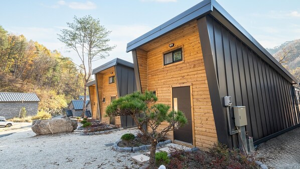 1 개의 침실, 무료 WiFi