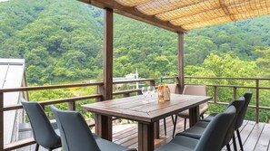 1 개의 침실, 무료 WiFi