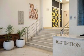Unclassified image, 5 of 13, button - Capital 2 Bed Olive Tree Line By YourHost (Nairobi)