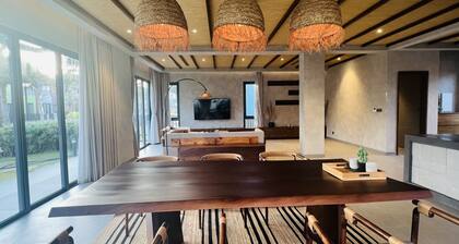 M6 Ho Tram Holiday Resort