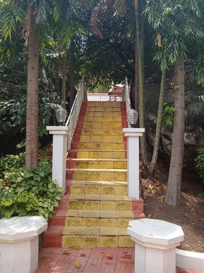 Holmand Hotel