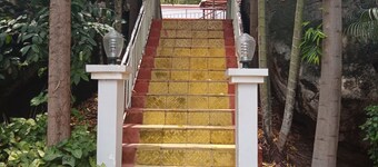 Holmand Hotel
