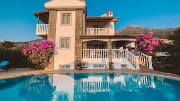 Piscina externa