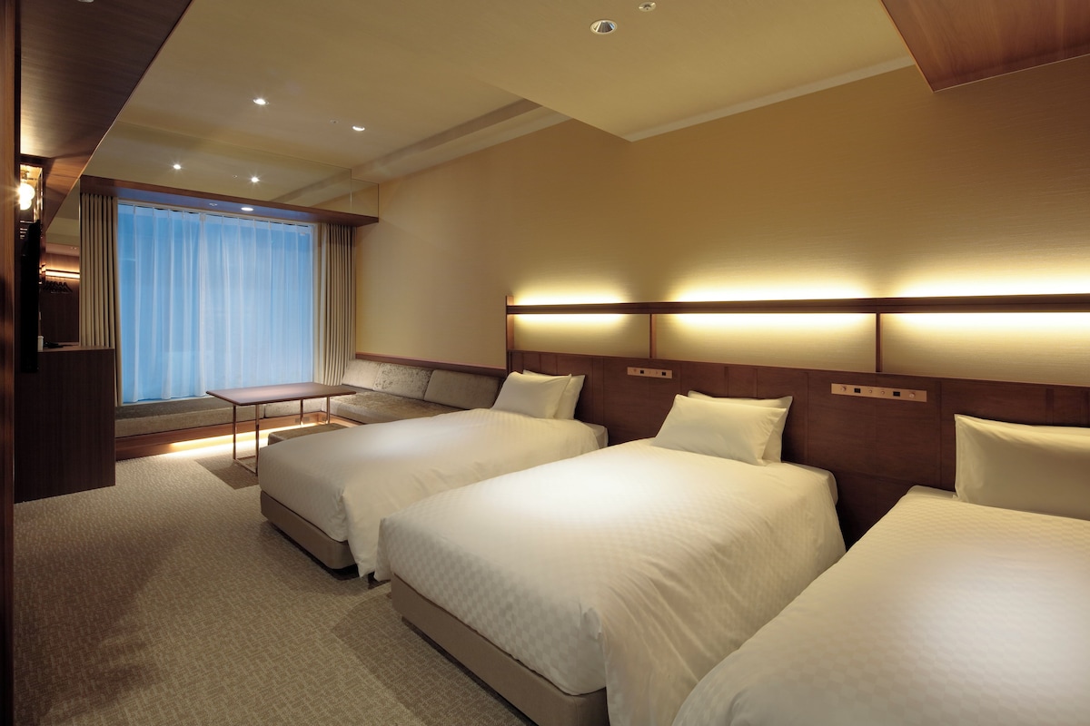 ห้องเอ็กเซกคิวทีฟทริปเปิล, ปลอดบุหรี่ (High Floor, Floors 12-14) | เครื่องนอนระดับพรีเมียม, Wi-Fi ฟรี, ผ้าปูที่นอน