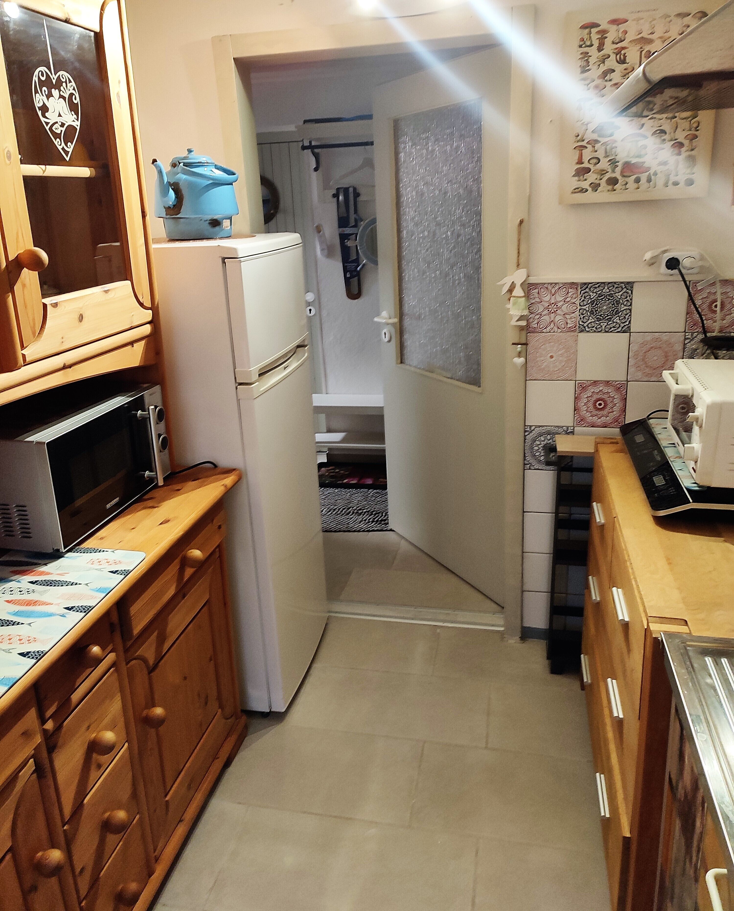 Refrigerador, microondas, parrilla de estufa y lavavajillas 