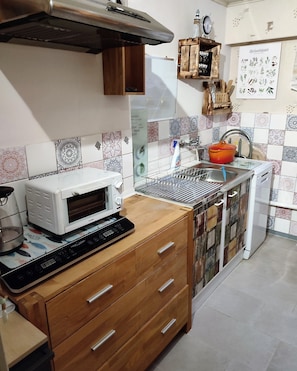 Refrigerador, microondas, parrilla de estufa y lavavajillas 