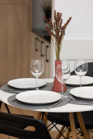 Dining - Sławińska 6 | Stylish Apartment | Air conditioning (Warszawa)