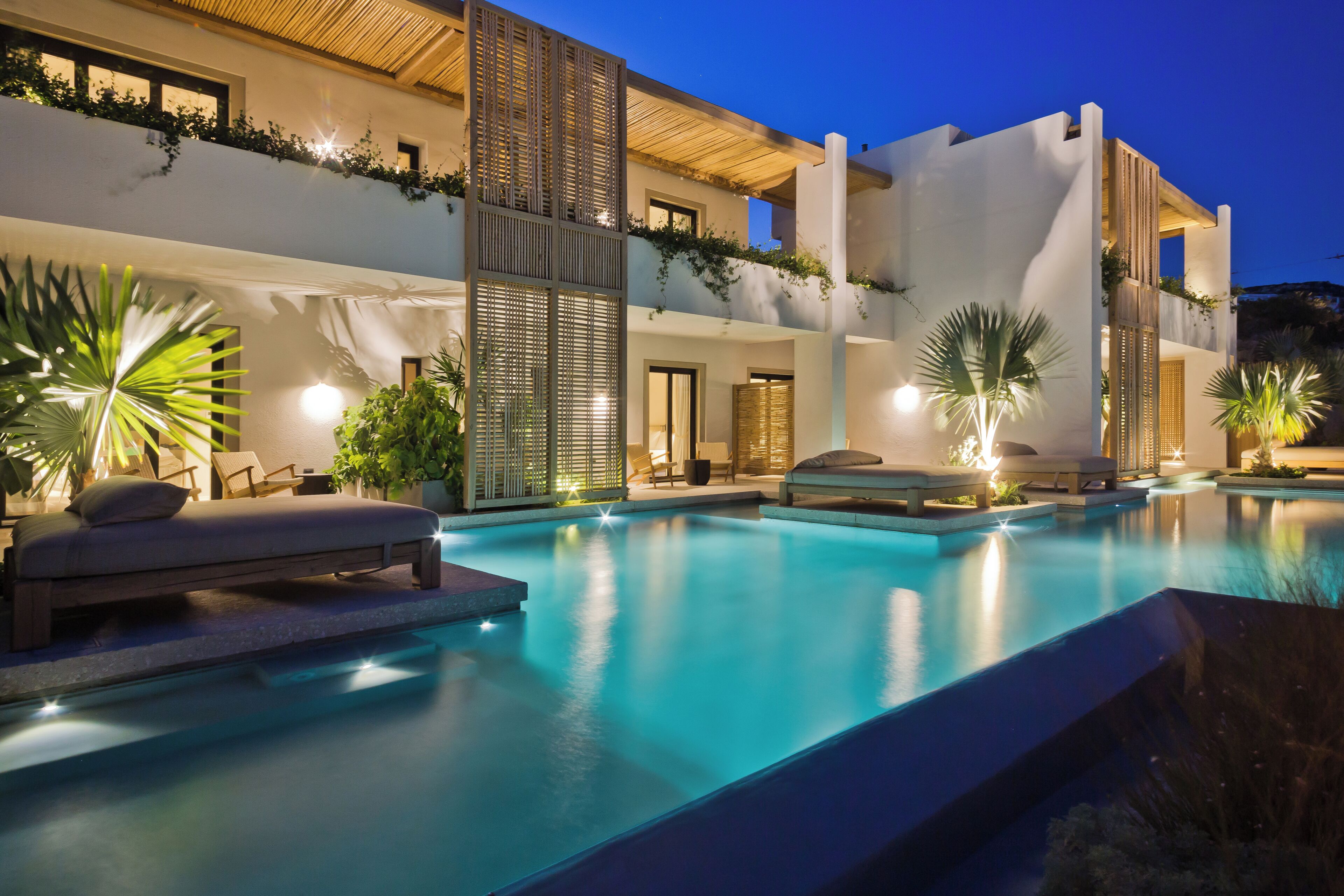 Deluxe Double Room, Swim Up | Brankas, kedap suara, dan Wi-Fi gratis