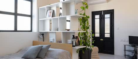 1 chambre, fer et planche à repasser, Wi-Fi, draps fournis