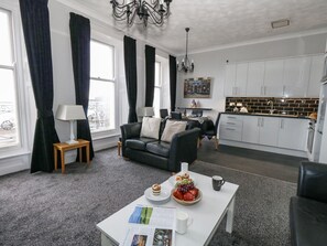 Living area - Sunbeach (Weymouth)