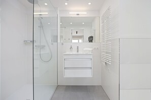 Ducha, secador de pelo