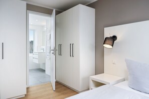 3 Schlafzimmer, Schreibtisch, Bügeleisen/Bügelbrett, kostenloses WLAN