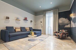 Premium Apartment | Living area | 48-inch flat-screen TV with digital channels, TV - Be Mate Trastevere I (Rome)
