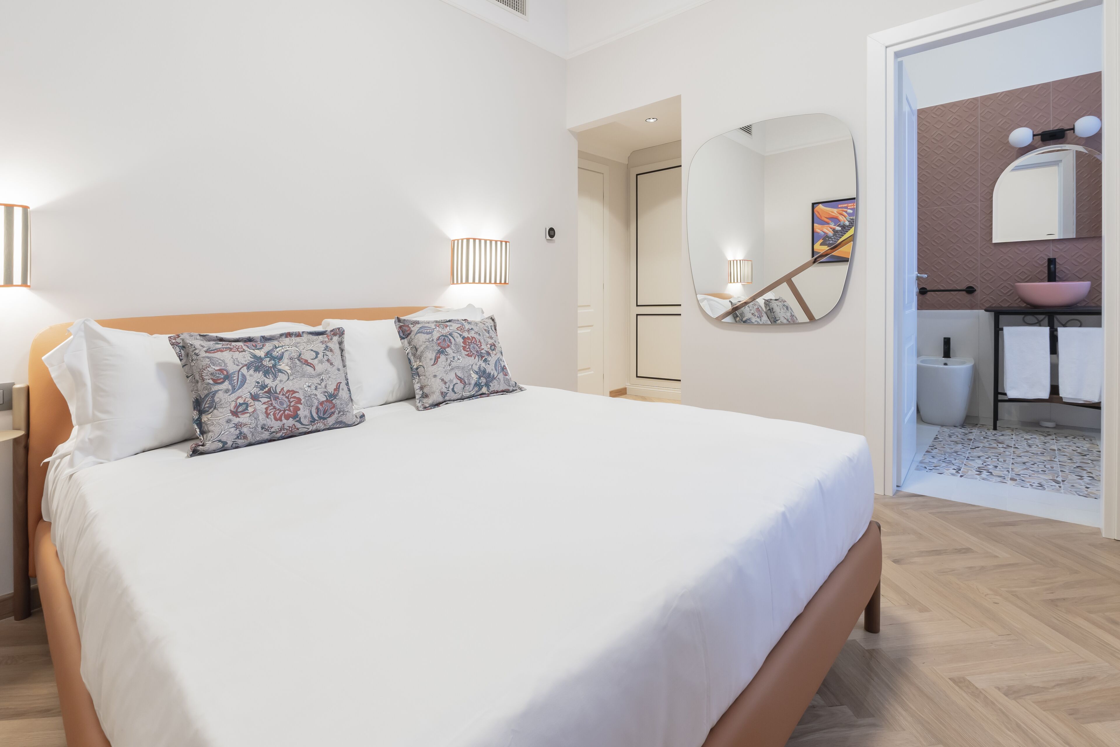 Premium Apartment | 3 bedrooms, premium bedding, down duvets, pillow-top beds