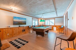 غرفة الألعاب