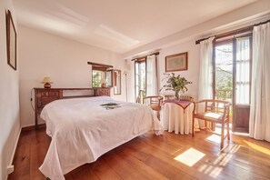 8 chambres, accès Internet, draps fournis