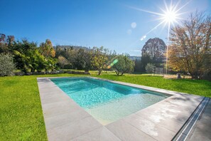 Pool - Anita Lake - Shared Pool (Gemonio)