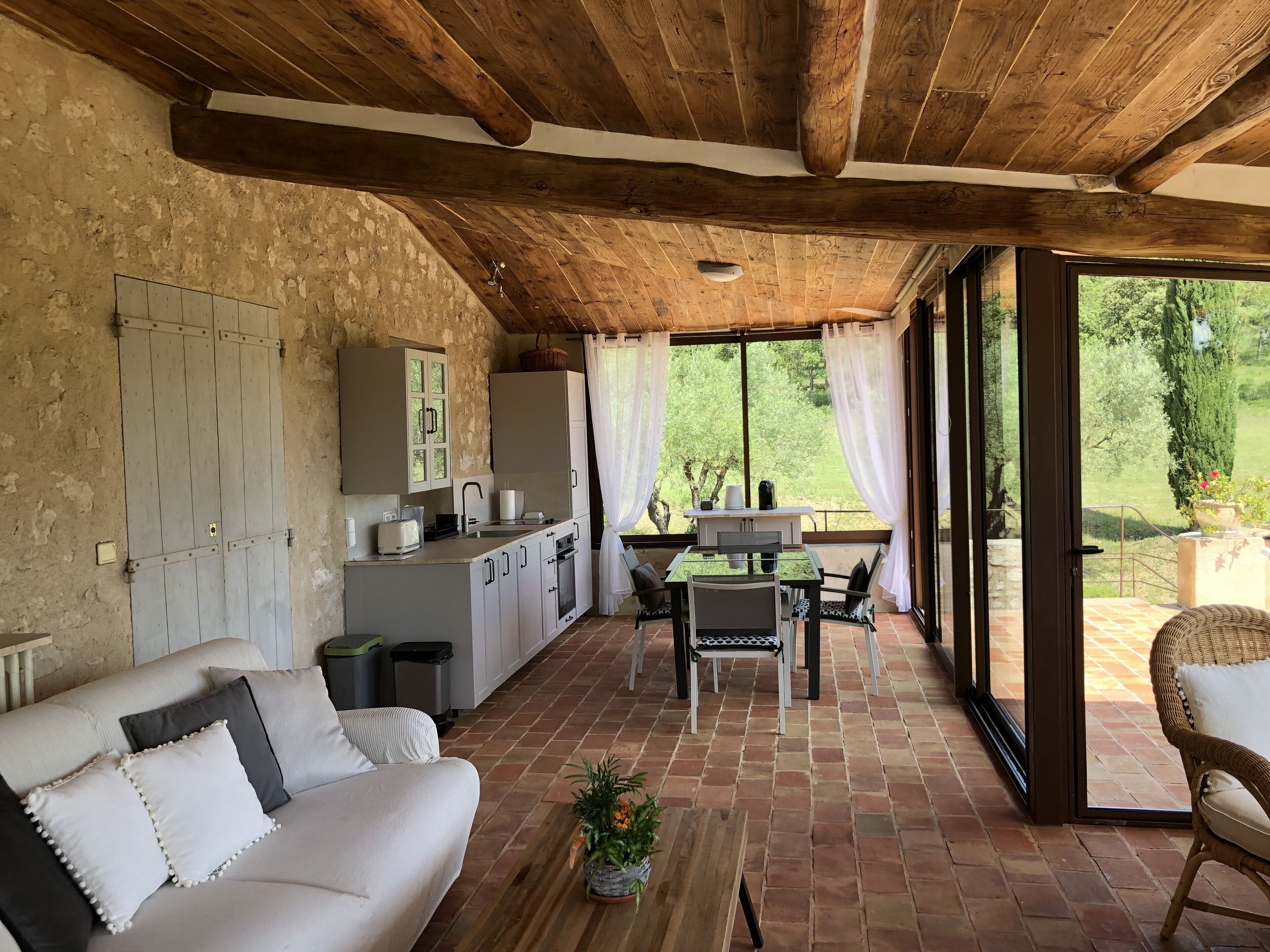 Smart TV, tavolo da ping pong