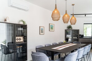 Dining - Villa Luce (Cilipi)
