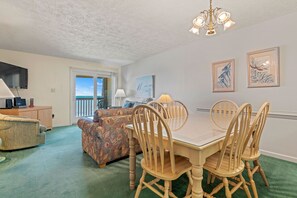 Interior - Oceanside 2 Bedroom Condo at Golden Strand D3 (Kill Devil Hills)