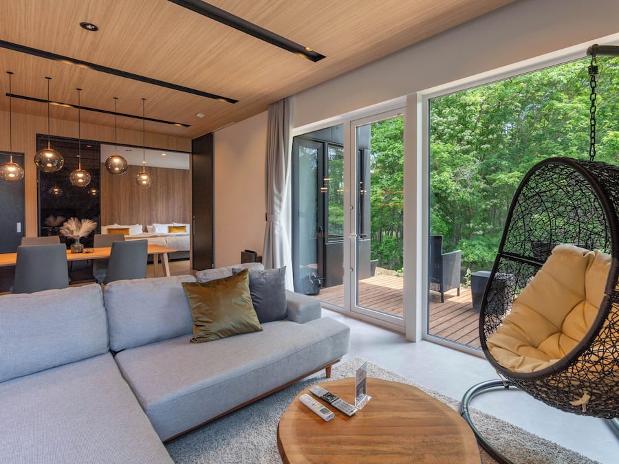 Superior Villa | Minibar, laptop workspace, blackout curtains, iron/ironing board