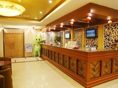 Greentree Inn Lianyungang Suning Square Hualian Mantion Hotel