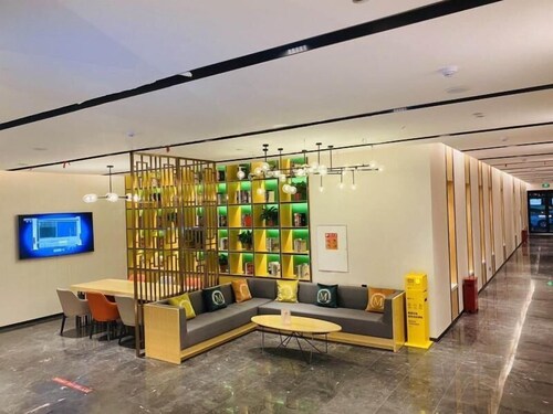 Greentree Inn Lianyungang Suning Square Hualian Mantion Hotel