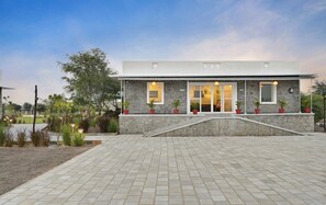 Reception - Trulyy The Jawai Leapord Kingdom  (Bali)