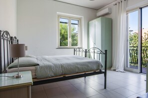 1 makuuhuone, silitysrauta/-lauta, ilmainen Wi-Fi, vuodevaatteet