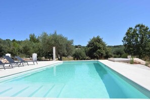 Pool - Trullo Fragnelli. (Cisternino)