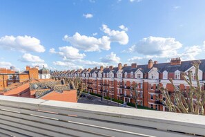 Basic-Apartment, 1 King-Bett | Blick von der Unterkunft