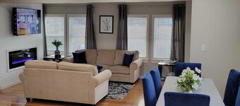 Newly renovated ocean view home 2 min to beach close to Boston