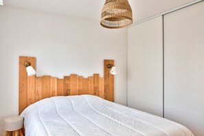 1 chambre, fer et planche à repasser, Wi-Fi gratuit
