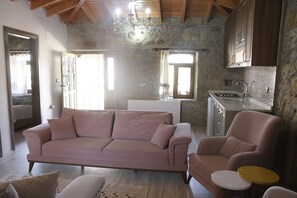 Living area - Kalyopi Butik Otel (Gökçeada)