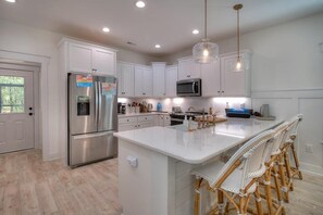 Fridge, microwave, oven, stovetop - 6BR/4BA Home - BRAND NEW, Event Home, Heart of OKI, Sleeps 14 (Oak Island)